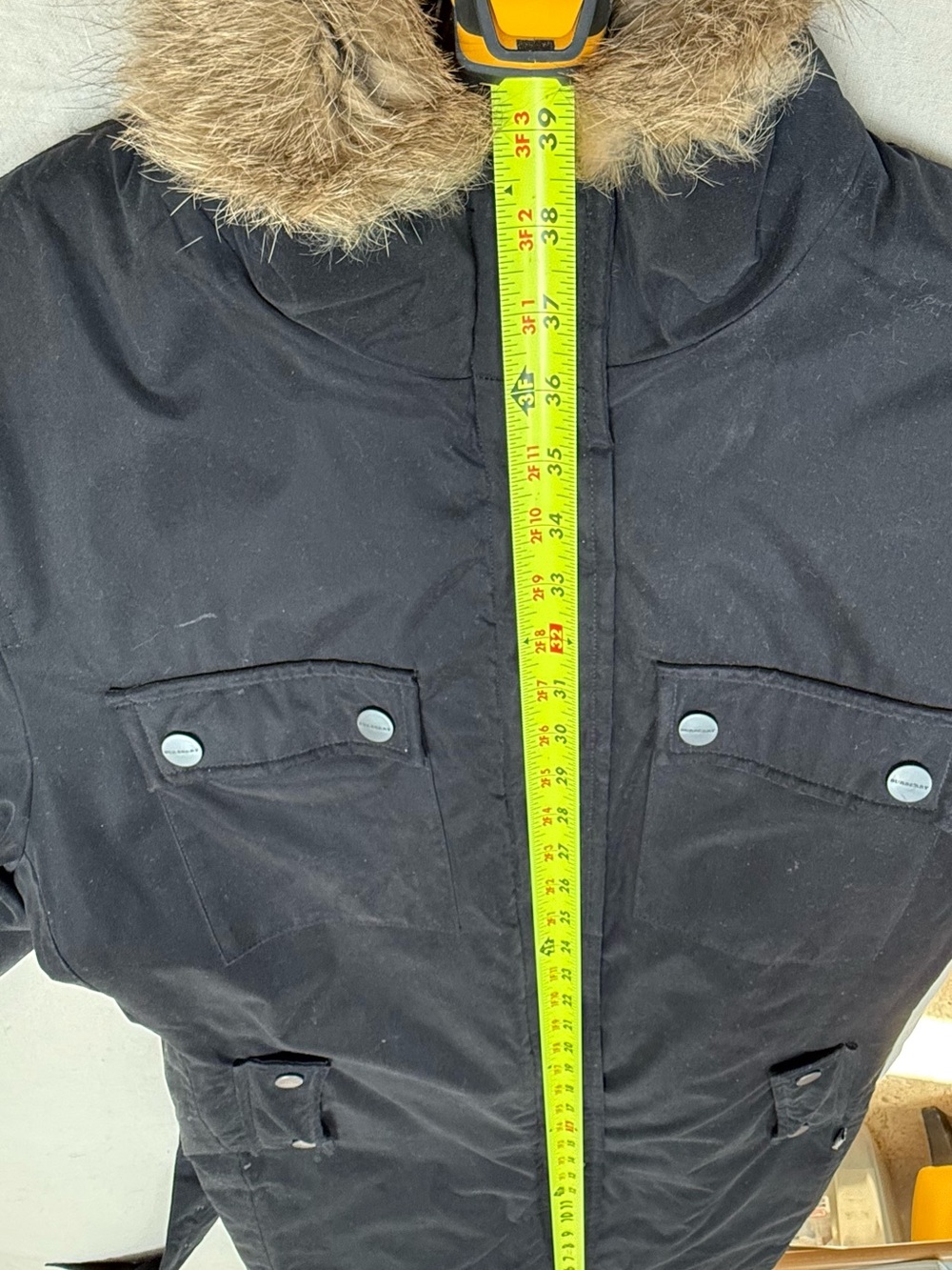 Burberry Black Trench Coat with Tan Fur Collar and Check Lining - Picture 10 of 10